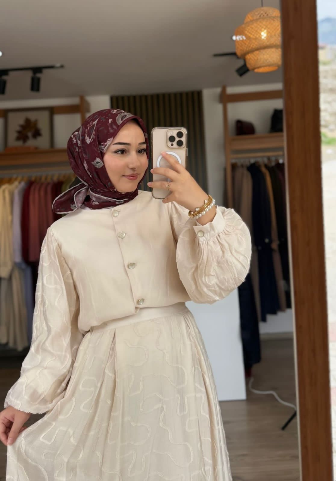 Sinirli Afgan Escort Yeliz