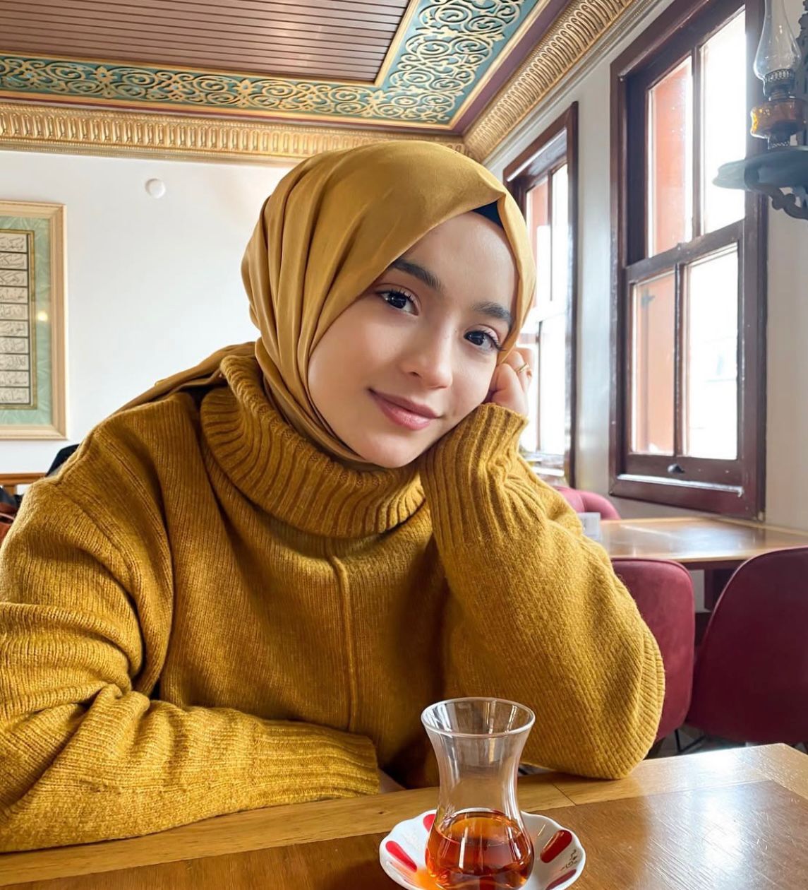 Cumhuriyet Gecelik Görüşen Bayan Escort Kaderin